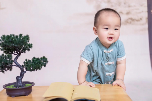 锡林郭勒孕妇显怀是几个月